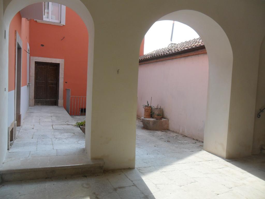 Palazzo Gentilizio De Maffutiis Ξενοδοχείο Auletta Εξωτερικό φωτογραφία